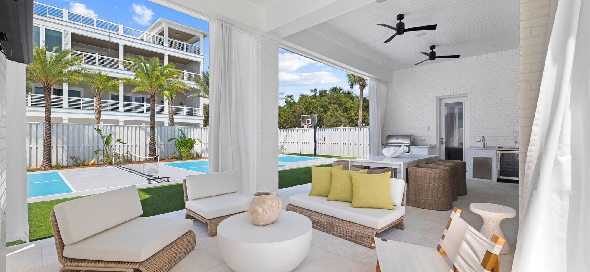 360 Blue | Luxury Vaction Rentals on the Emerald Coast | Home Page